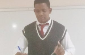 Un Etudiant guinéen à Alpha CONDE: « je vous recommande d’oublier le 3èm mandat » (Lettre ouverte)