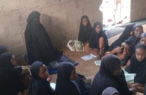Gambie/Banjul: A la rencontre de Souadou DIALLO, guinéenne qui fait mémoriser le Coran